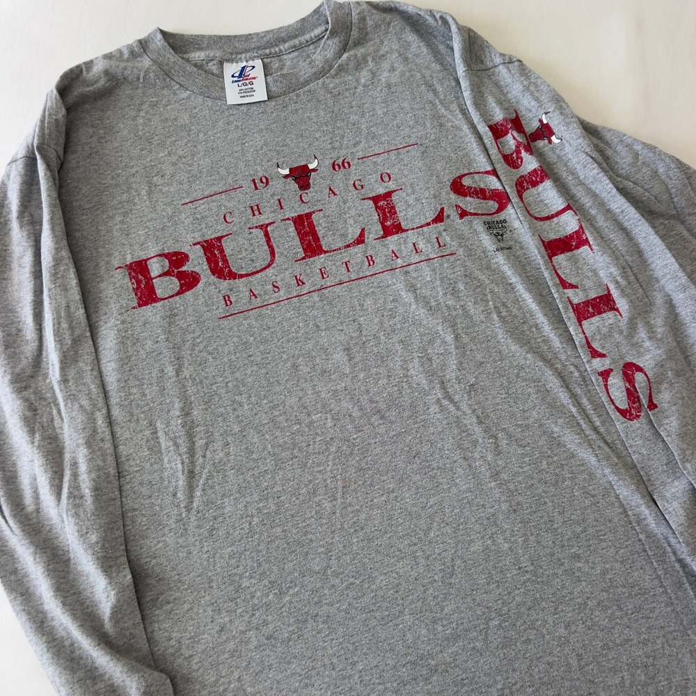Vintage Chicago Bulls Logo Athletic Long Sleeve Shirt Gray Mens Large